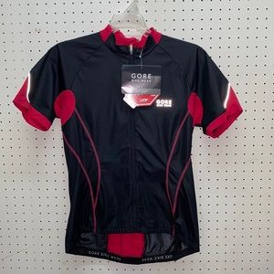 NWT GORE - Bike Wear Women’s XL Cyclist Bicyclist Gore-Tex Windstopper Top